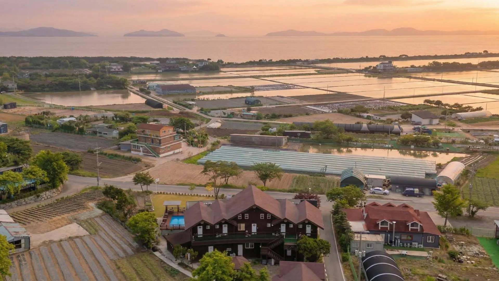 Holiday home Ganghwado Dongmag Spa Pension Incheon