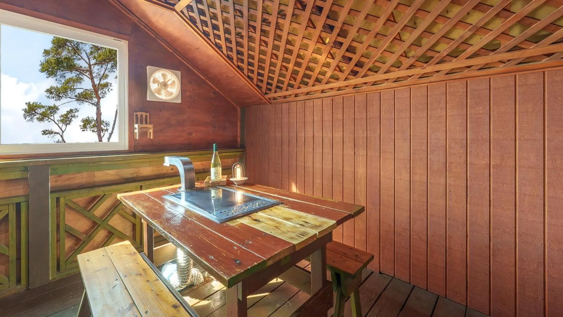 Ganghwado Dongmag Spa Pension Incheon