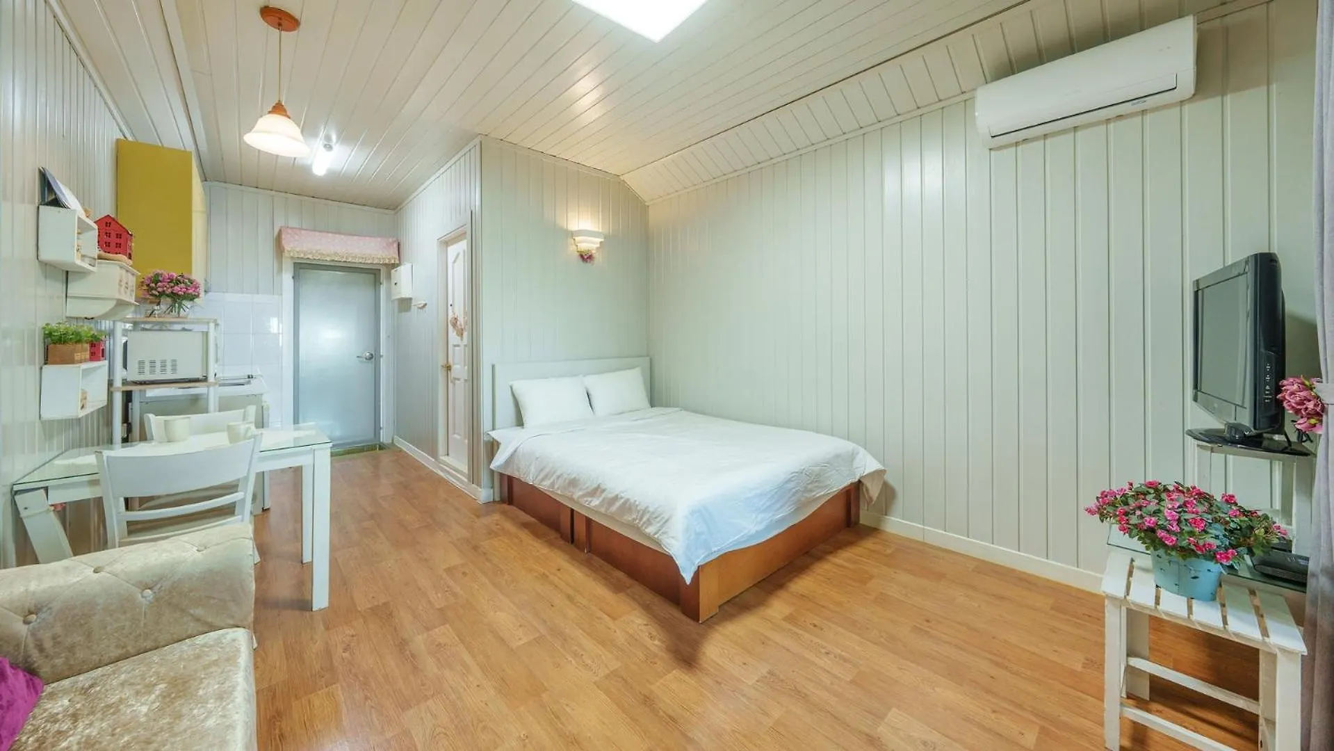 Rumah liburan Ganghwado Dongmag Spa Pension Incheon