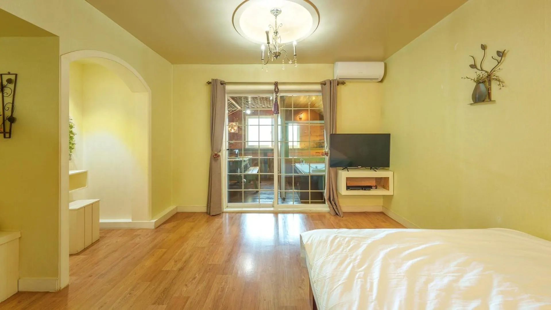 Holiday home Ganghwado Dongmag Spa Pension Incheon